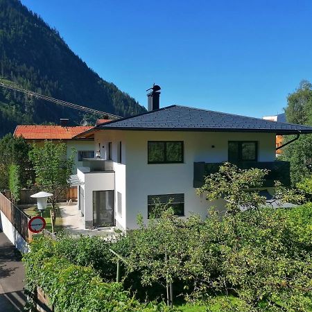 Apart Lisa Mayrhofen Luaran gambar